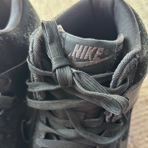 Nike Black High-Top Sneakers - Picture 2 of 9